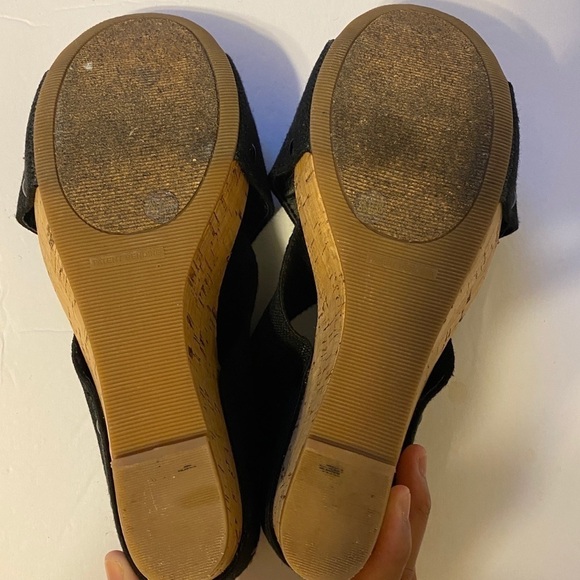 Lucky Brand Miller 2 Cork Wedge Platform Black Linen Strap Sandals 8 - Picture 5 of 11
